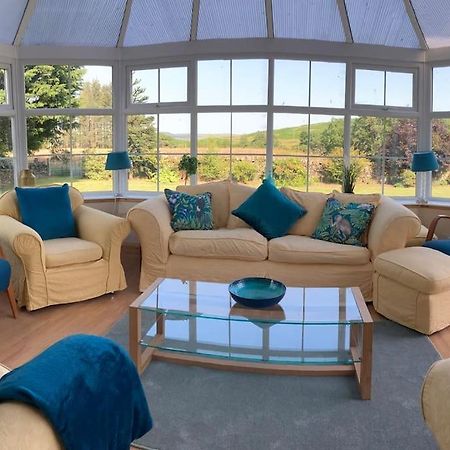 Polharrow Villa Dalry  ภายนอก รูปภาพ