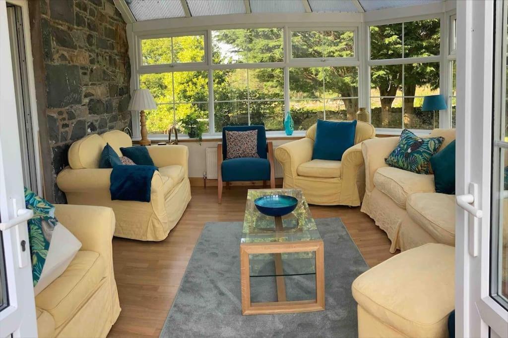 Polharrow Villa Dalry  ภายนอก รูปภาพ