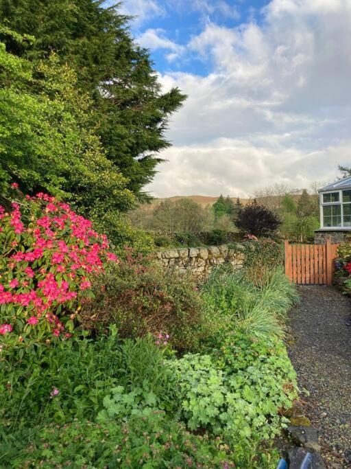 Polharrow Villa Dalry  ภายนอก รูปภาพ