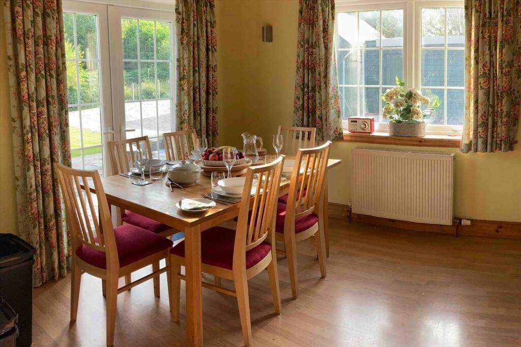 Polharrow Villa Dalry  ภายนอก รูปภาพ